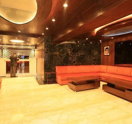 Hotel Ch2 Srīnagar 外观 照片
