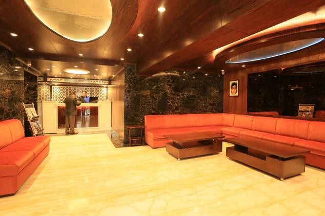 Hotel Ch2 Srīnagar 外观 照片